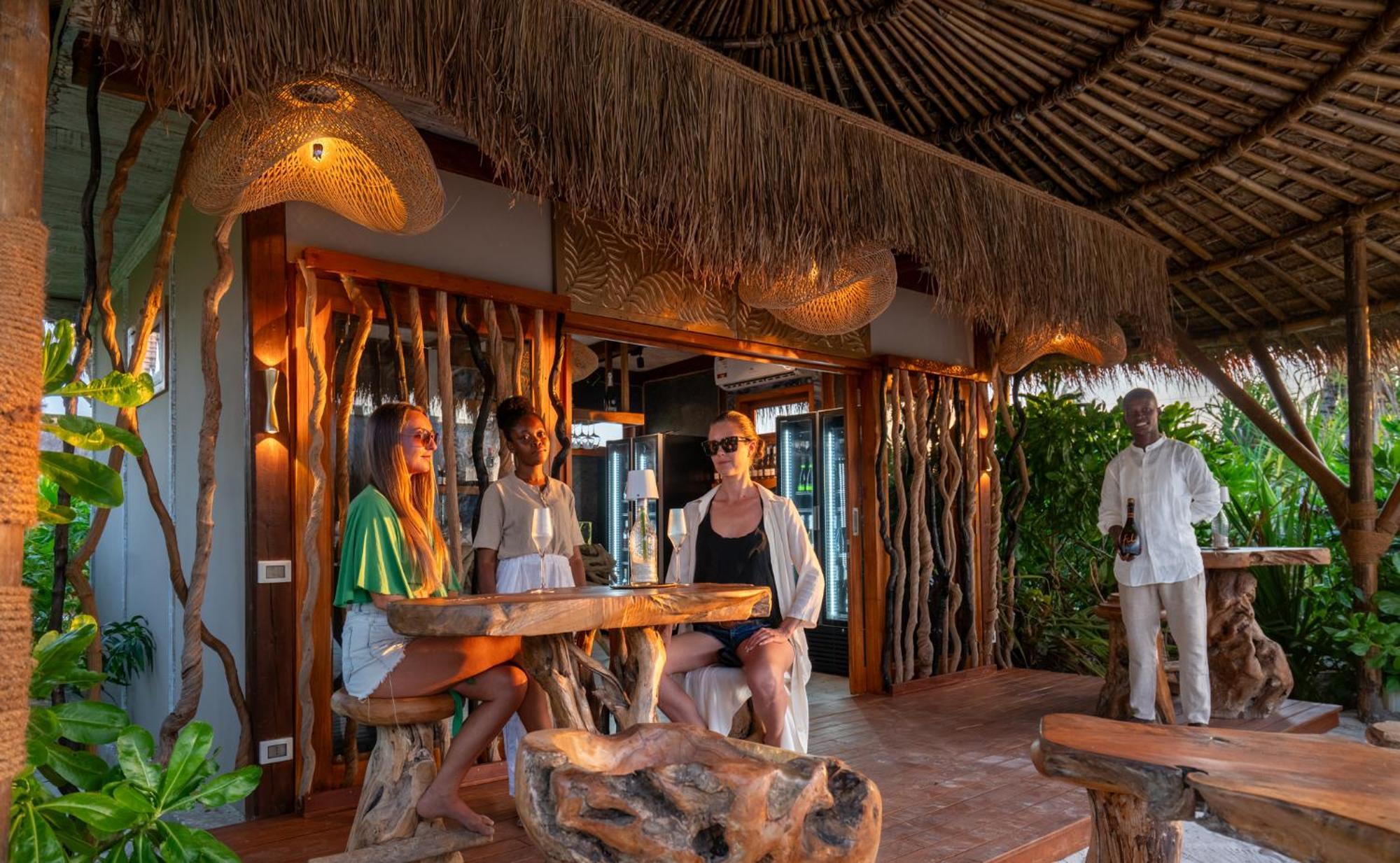 Sensations Eco-Chic Hotel Pwani Mchangani Extérieur photo